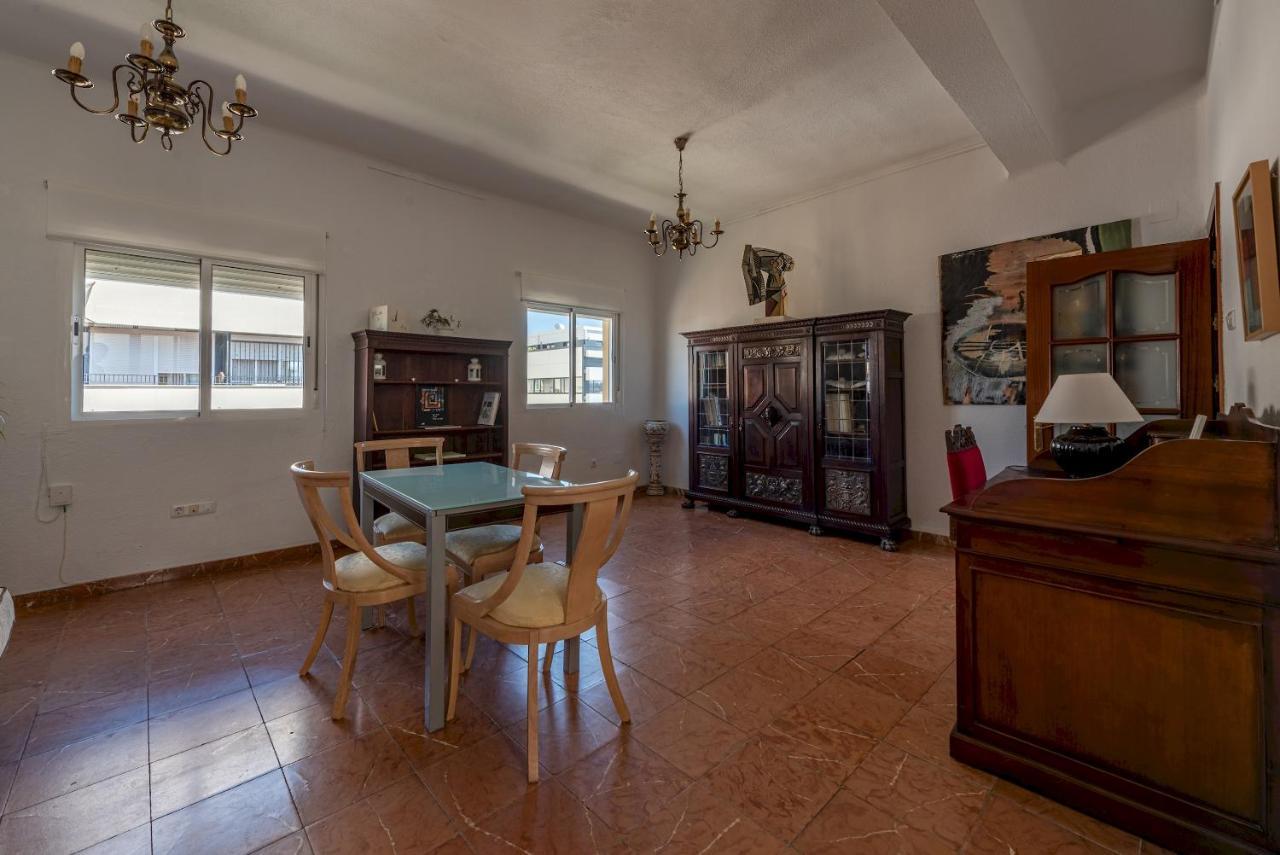 Wide And Traditional- 2Bd 1Bth- Gavidia Sevilla Exteriör bild